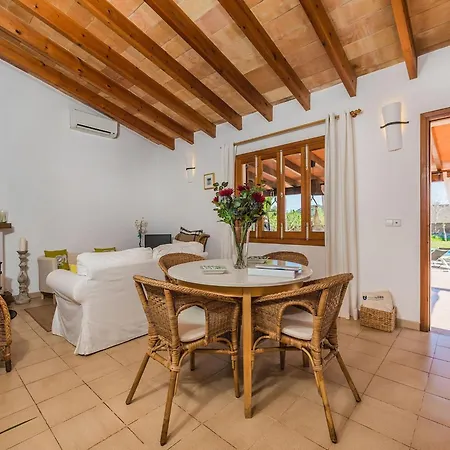 Idyllic Country Getaway For 2 Feriehus Pollença