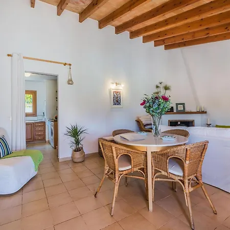 Feriehus Idyllic Country Getaway For 2 Pollença